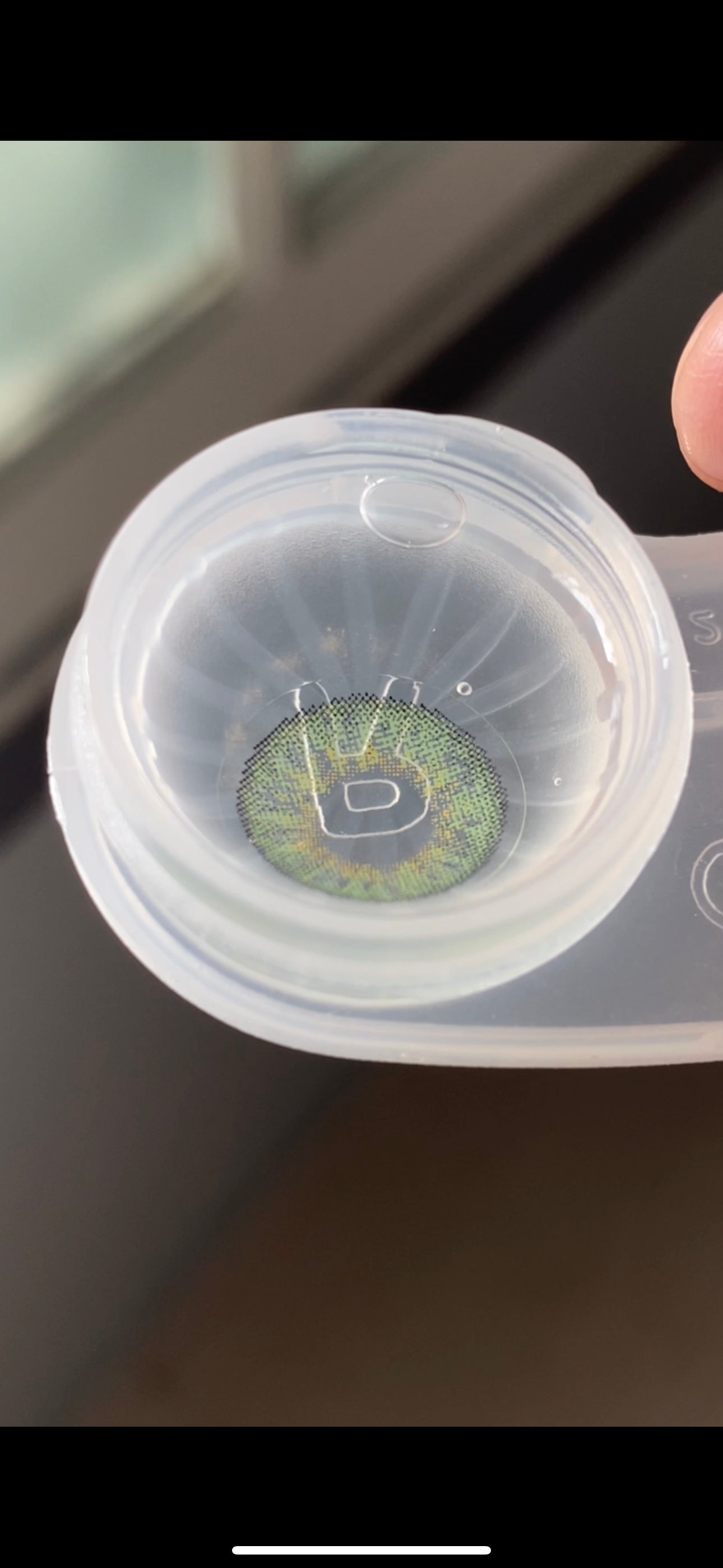 color contact lenses